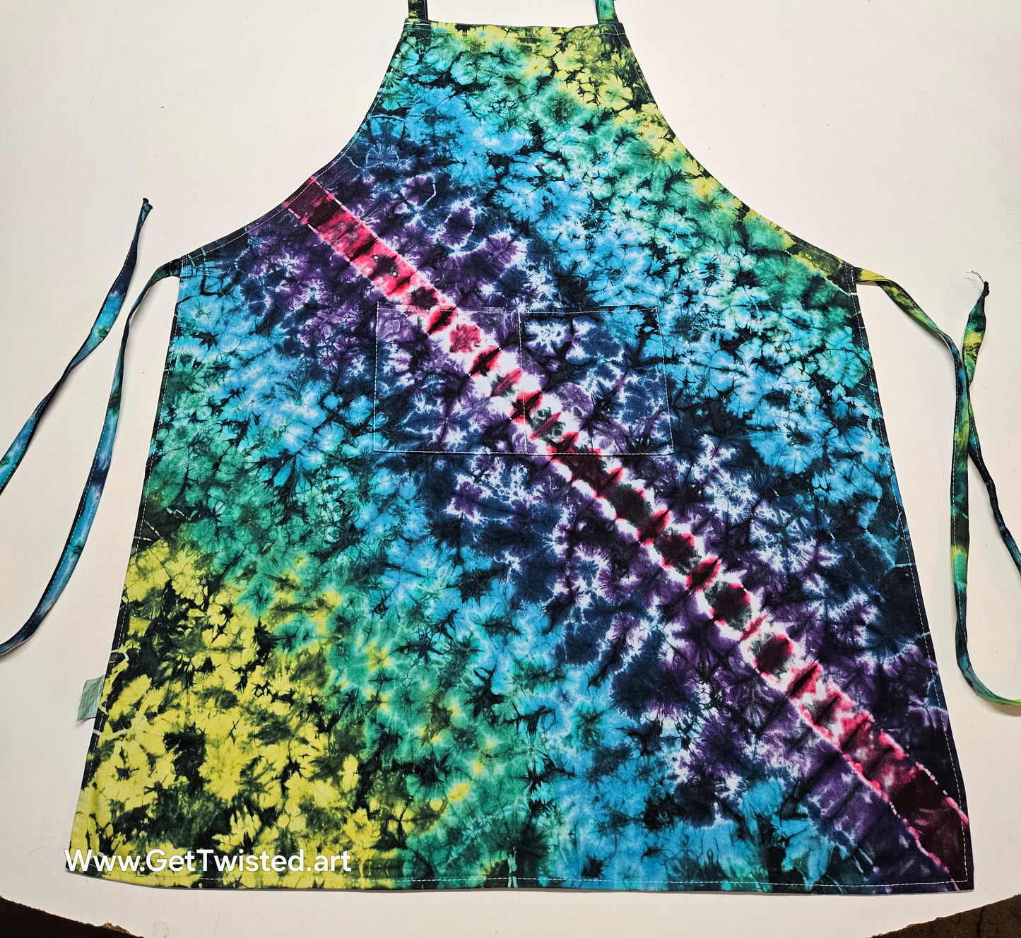 Apron with double front pocket