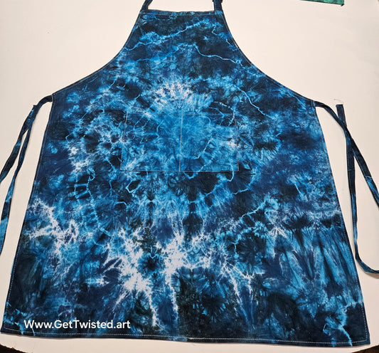 Apron with double front pocket